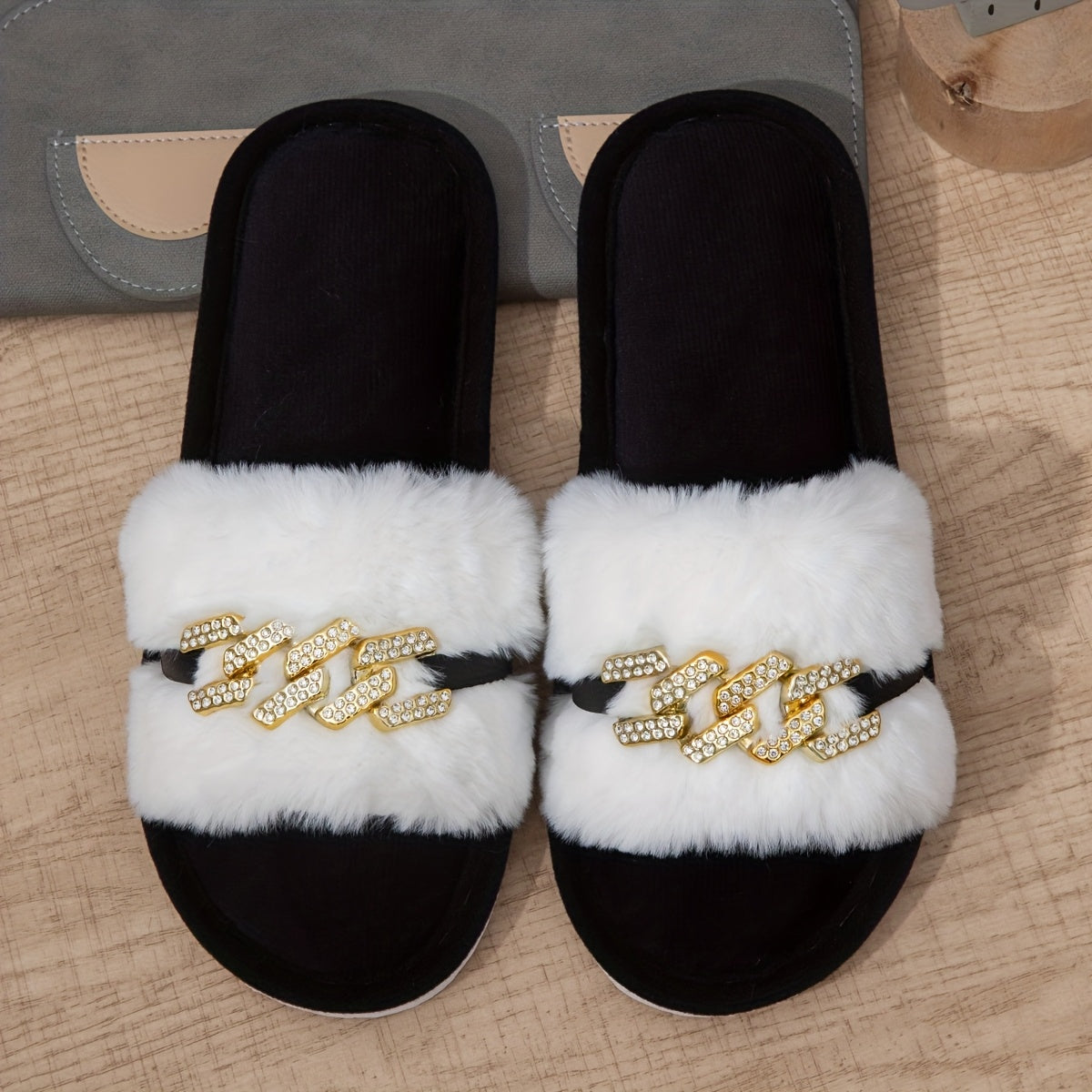 Women's Slip-On Indoor House Slippers with Faux Rabbit Fur & Golden Chain Accents - Non-Slip EVA Sole, All-Season Comfort, Black/White Two-Tone Design for Home Floor Protection, Slippers Indoor