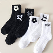 6 Pairs Women's Coral Fleece Socks, Soft Fluffy Floral Pattern, 100% Polyester Knit Fabric, Hand Washable, Autumn and Winter Casual Slippers, Cute Socks