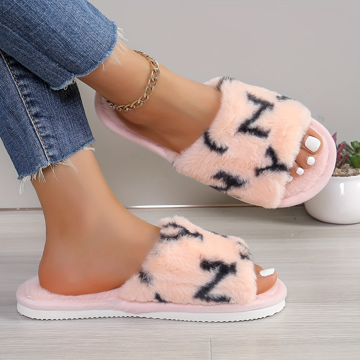 Women's Slip-On Slippers with Leopard Print & Pink Fuzzy Trim - All-Season Indoor House Shoes, Soft Fabric Upper & EVA Sole for Cozy Home Comfort, House Slippers