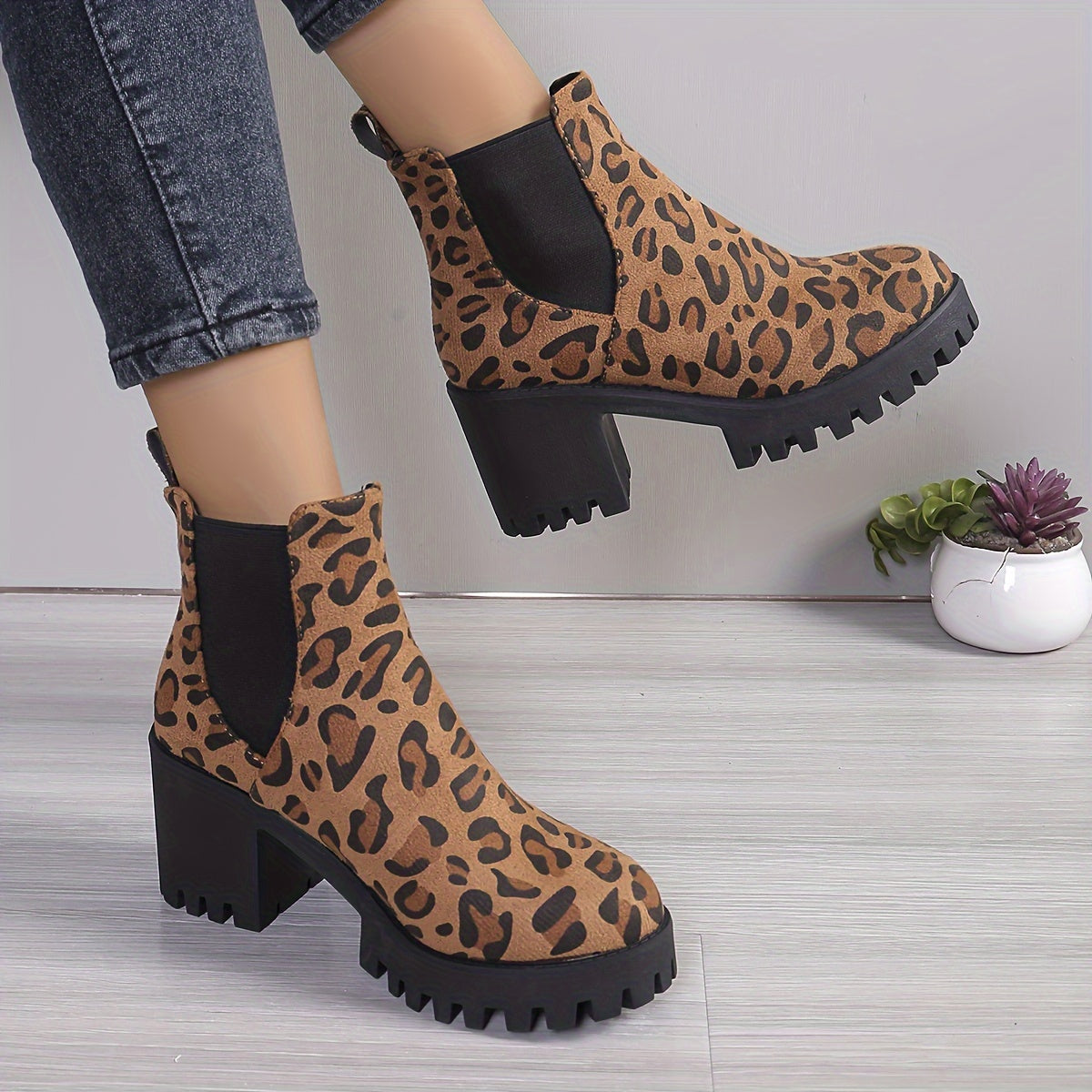 Women's Chunky Heel Short Boots - Fashion Stretch Fabric Sided Boots - Comfortable Ankle Boots - For Women - Suitable for Casual & Party Occasions - Perfect Gift for Fashionistas