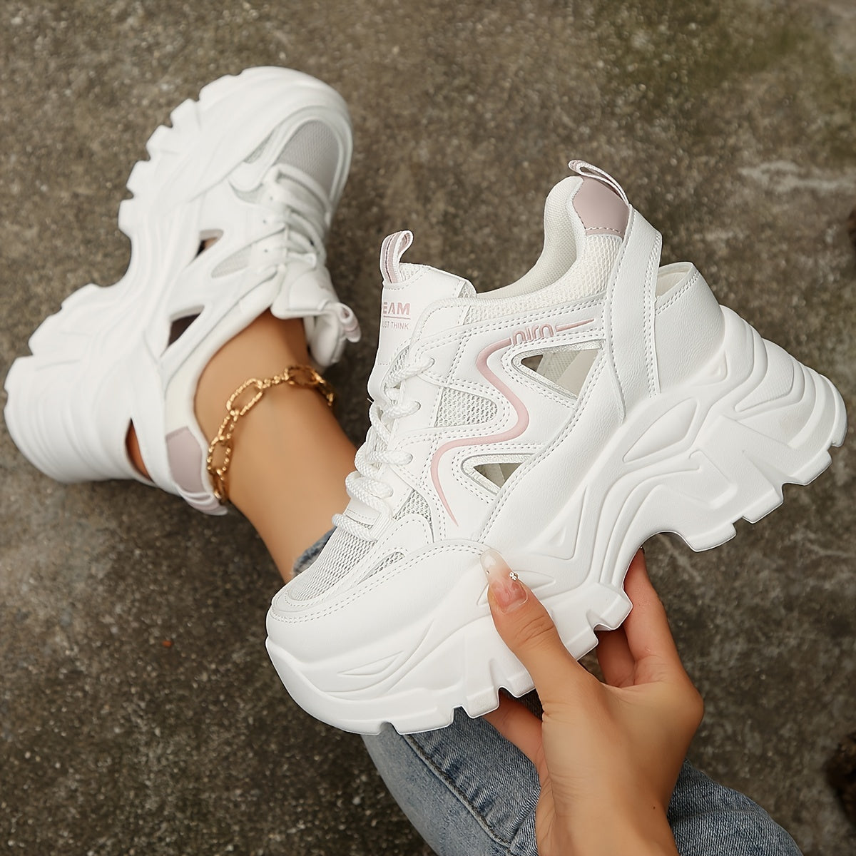 Women's Breathable Mesh Sneakers, Casual Lace Up Outdoor Shoes, Comfortable Low Top Sport Shoes