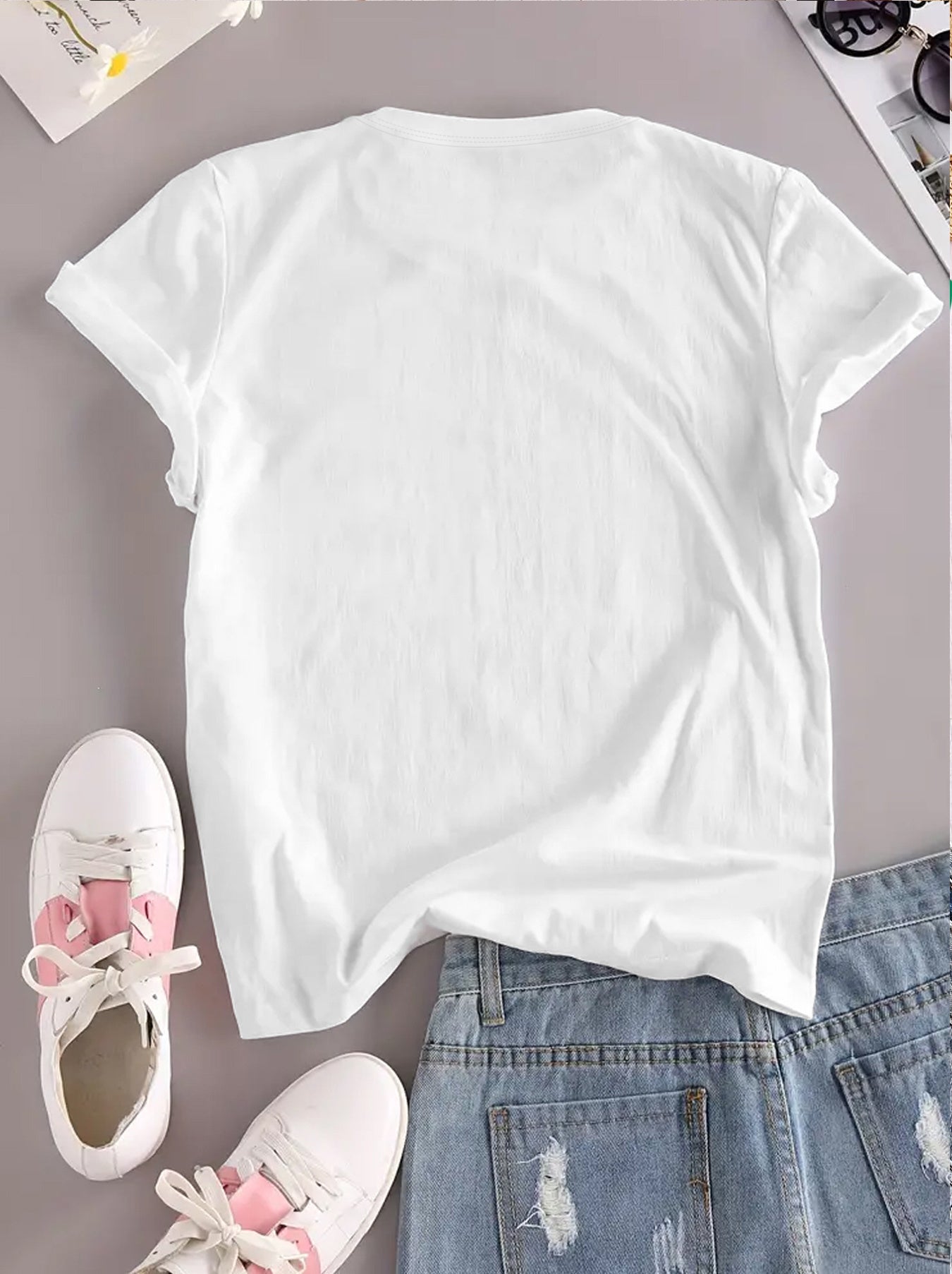 New Spring And Summer Collection Featuring a Sparkling Girl Design with Faux Rhinestone Hat Patterns, Along with a Women'S Printed Short-Sleeve Casual T-Shirt, Perfect for Gifting to Friends in The Spring And Summer.