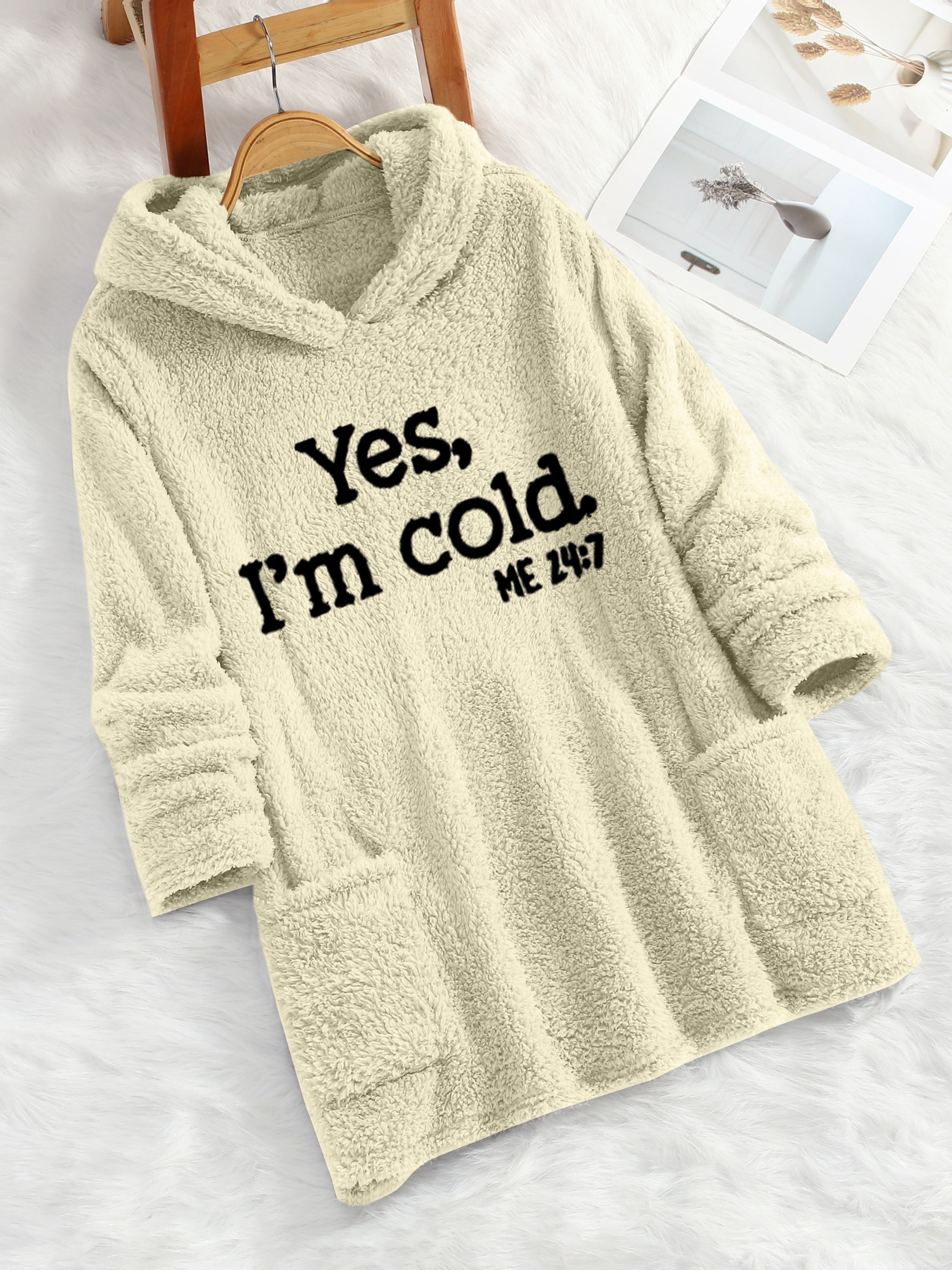 Women's "Yes I'm Cold" Printed Teddy Bear Hooded Sweatshirt - 100% Polyester Relaxed Fit Long Sleeve Pullover with Double Pockets, Cozy Fleece-Lined Casual Winter Top for Fall & Winter