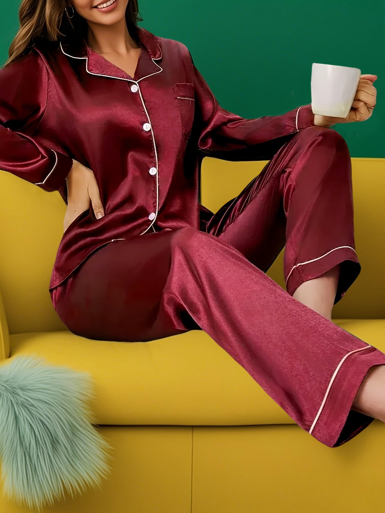 New Autumn Collection of Plus-Size Women'S Pajama Set, Featuring an Elegant Long-Sleeve Top And Elastic Waist Pants, Perfect for Comfortable Loungewear.