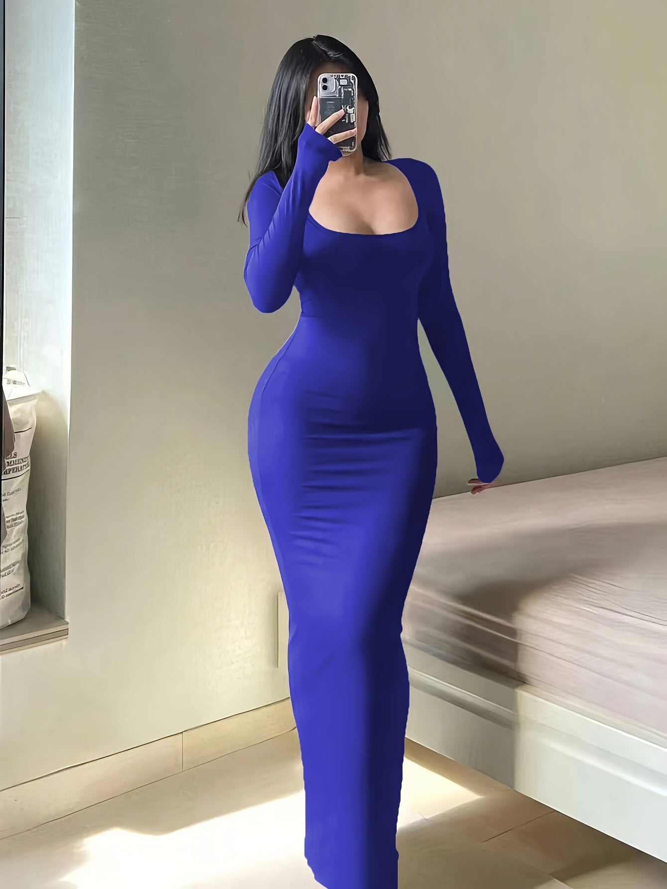 [Sexy Autumn Dress] Ultra-Long Women's Autumn Dress - Form-Fitting, A-Line Silhouette, Long Sleeves, Square Neckline, And a Sexy, Tailored Fit