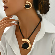 1 Set Boho Simple 14K Golden Plated Geometric Pendant Necklace and Earrings Set, Iron Material with Plastic Inlay, Daily Wear Jewelry for Women