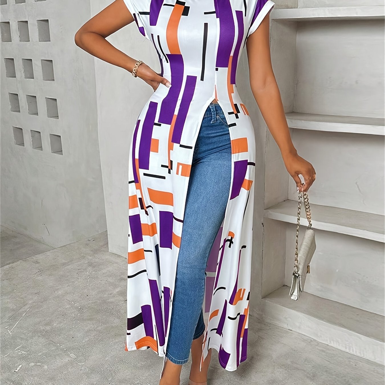 Women'S Geometric Print Round Neck Short Sleeve Casual T-shirt With Side Slit Hem Long Top, Spring/summer Women'S Wear