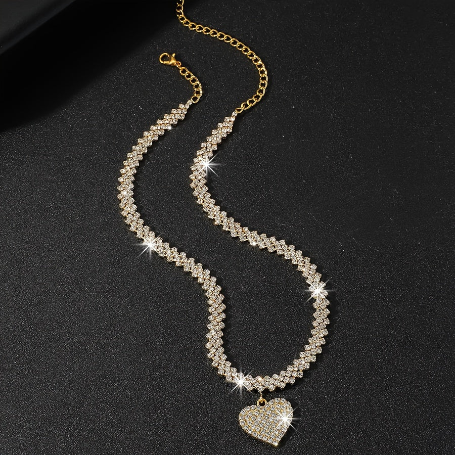 Luxurious Water Crystal Heart Pendant Necklace - Perfect for Everyday Wear