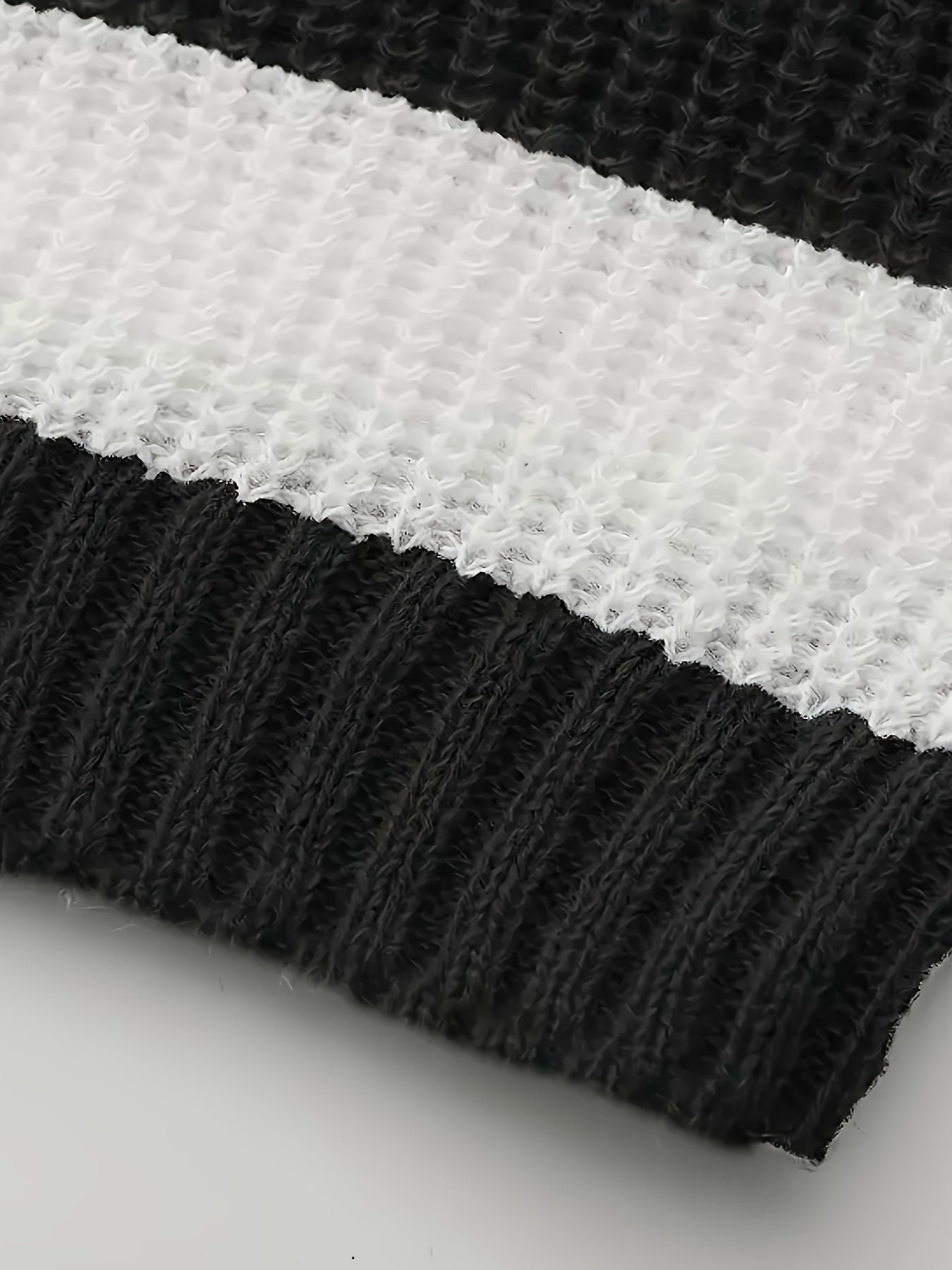 Chic Striped Crop Sweater for Women - Long Sleeve, Round Neck, Polyester Knit Pullover