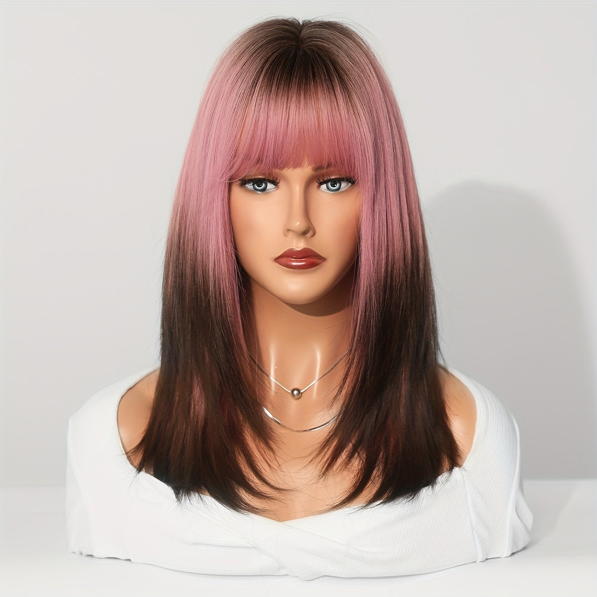 Shoulder Length Ombre Blonde Wig for Women Christmas Costume Cosplay High Density Synthetic Layered Straight Hair Wigs with Bangs Heat Resistant Fiber 20 Inch