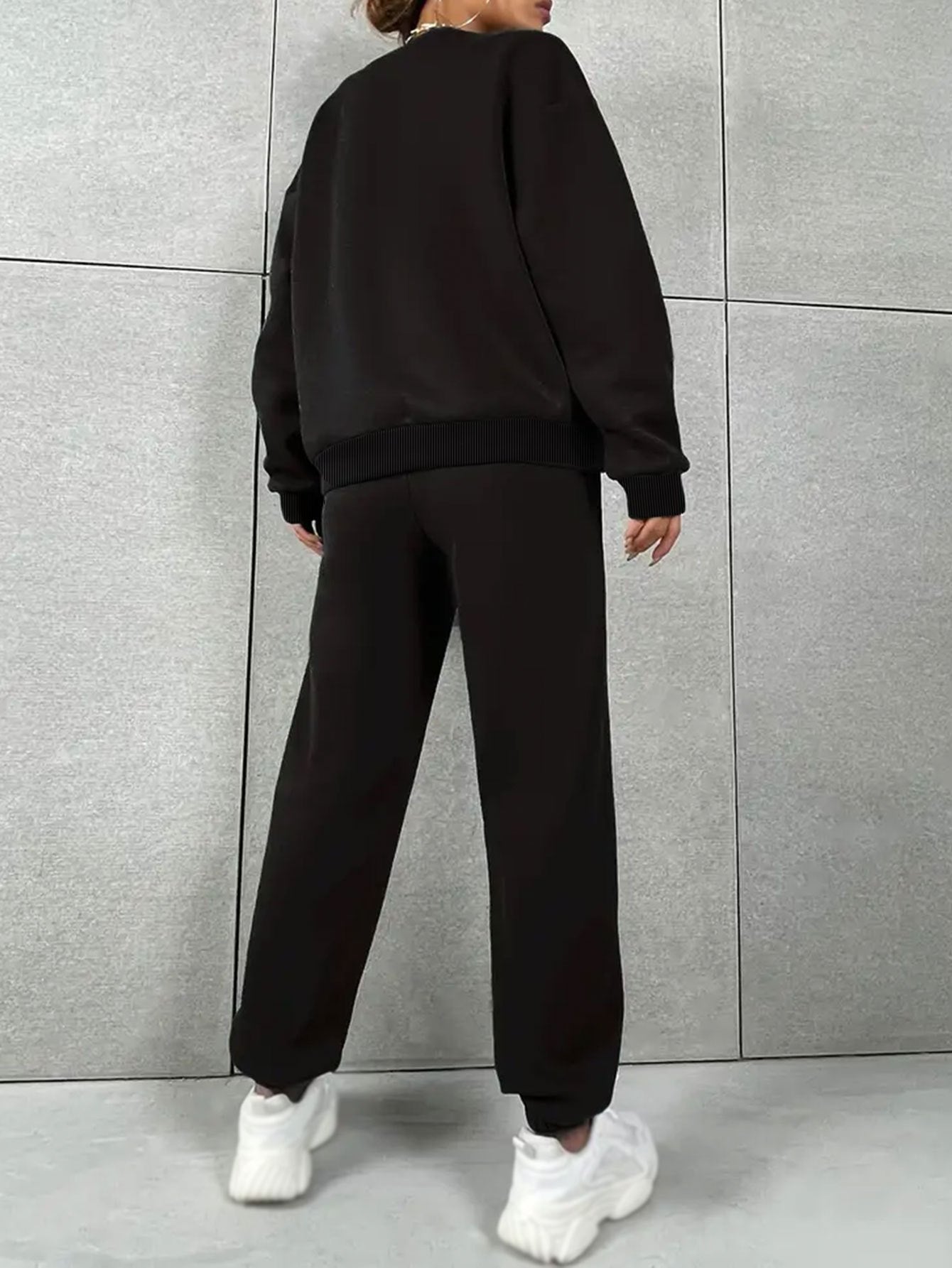 Women'S Casual Stylish Geometric Letter Pattern Printed Pullover And Sweatpants Set - Long Sleeves, Round Neck, Polyester Blend, Perfect Choice for Autumn And Winter.