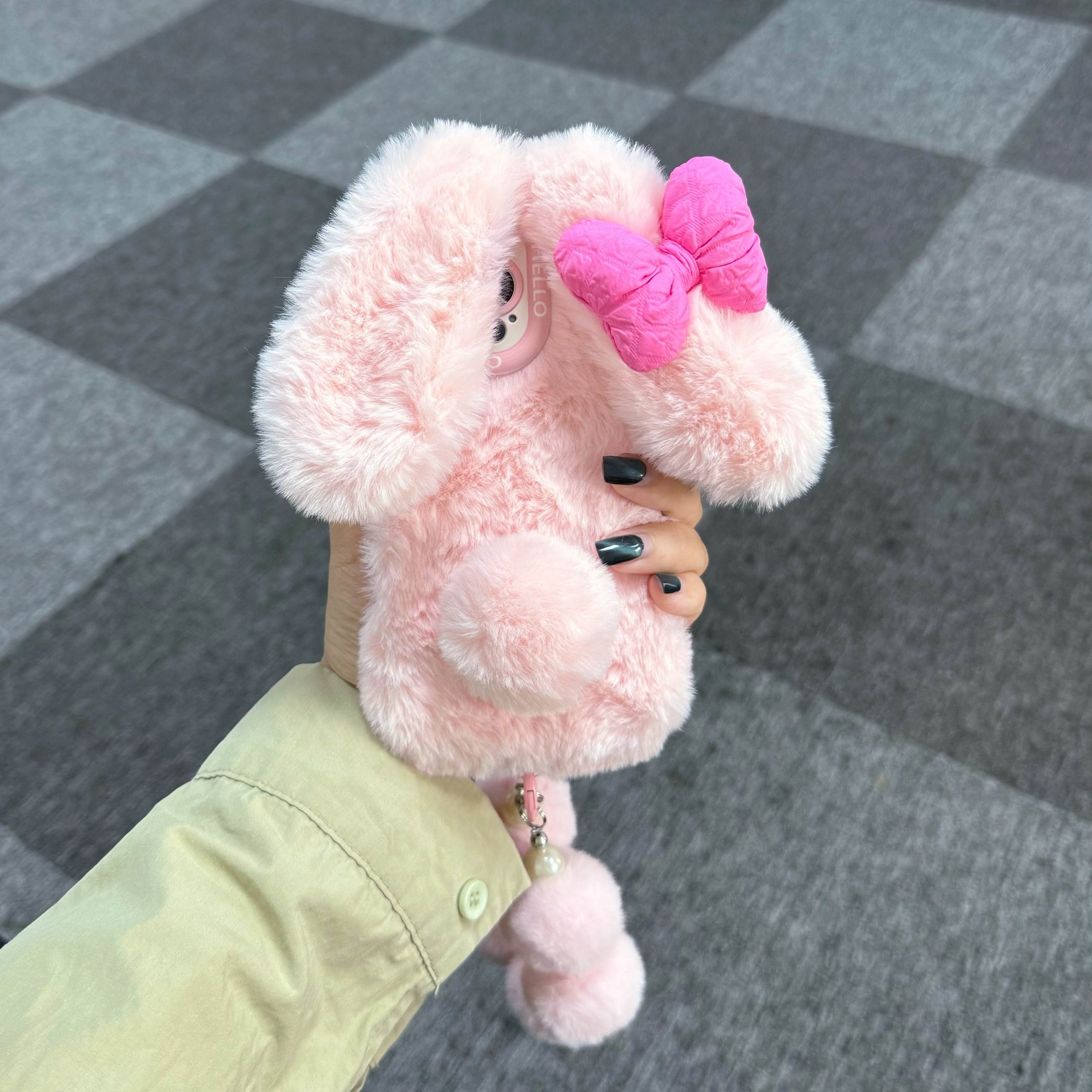 Autumn and Winter Warm Cartoon Cute Bunny Plush Mobile Phone Case with Bracelet Suitable for iPhone 16 Pro Max