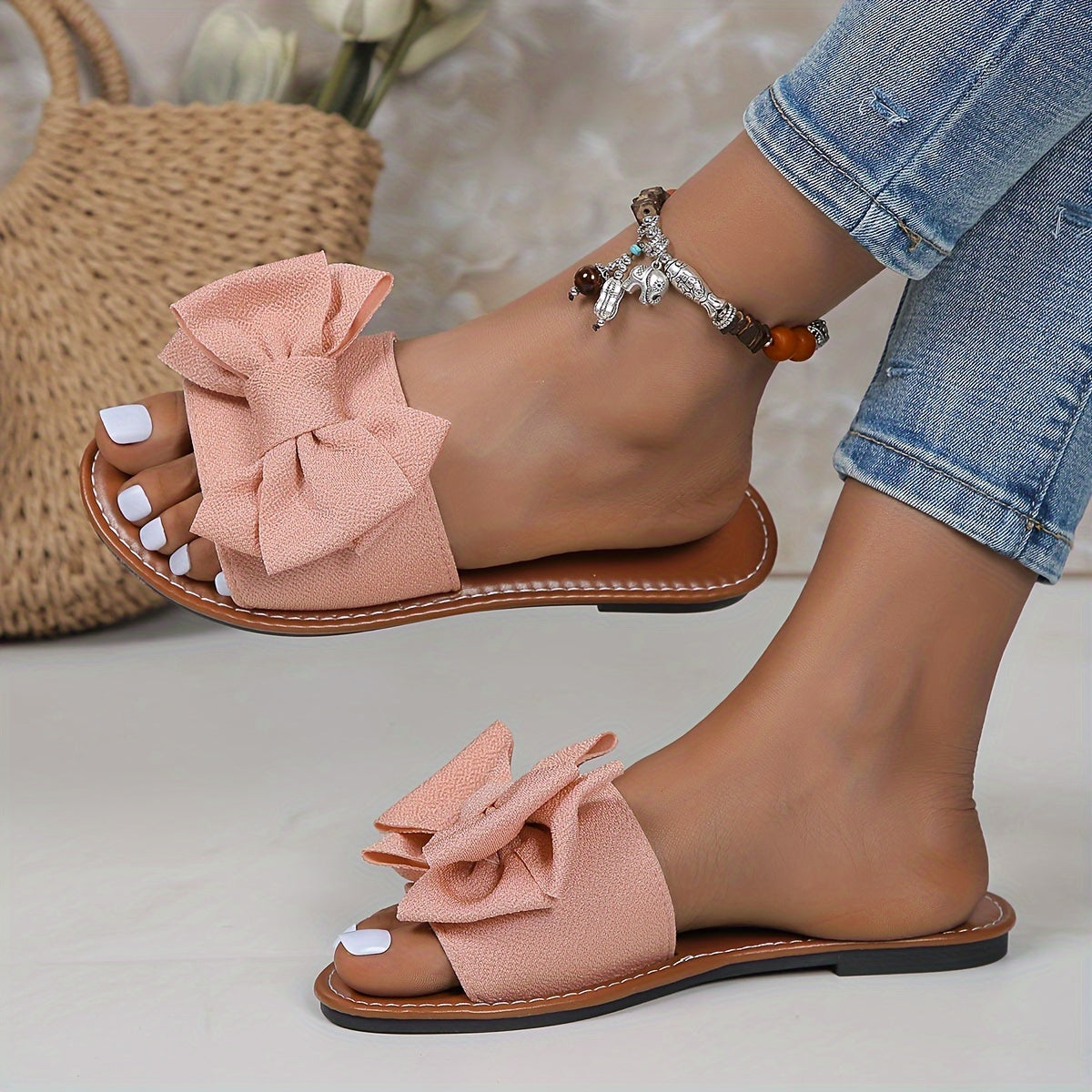 Chic Solid Color Bowknot Womens Flat Slides - Comfortable Slip-On, Ultra-Lightweight, Bowknot Accent - Perfect for Summer Beach Strolls and Vacations
