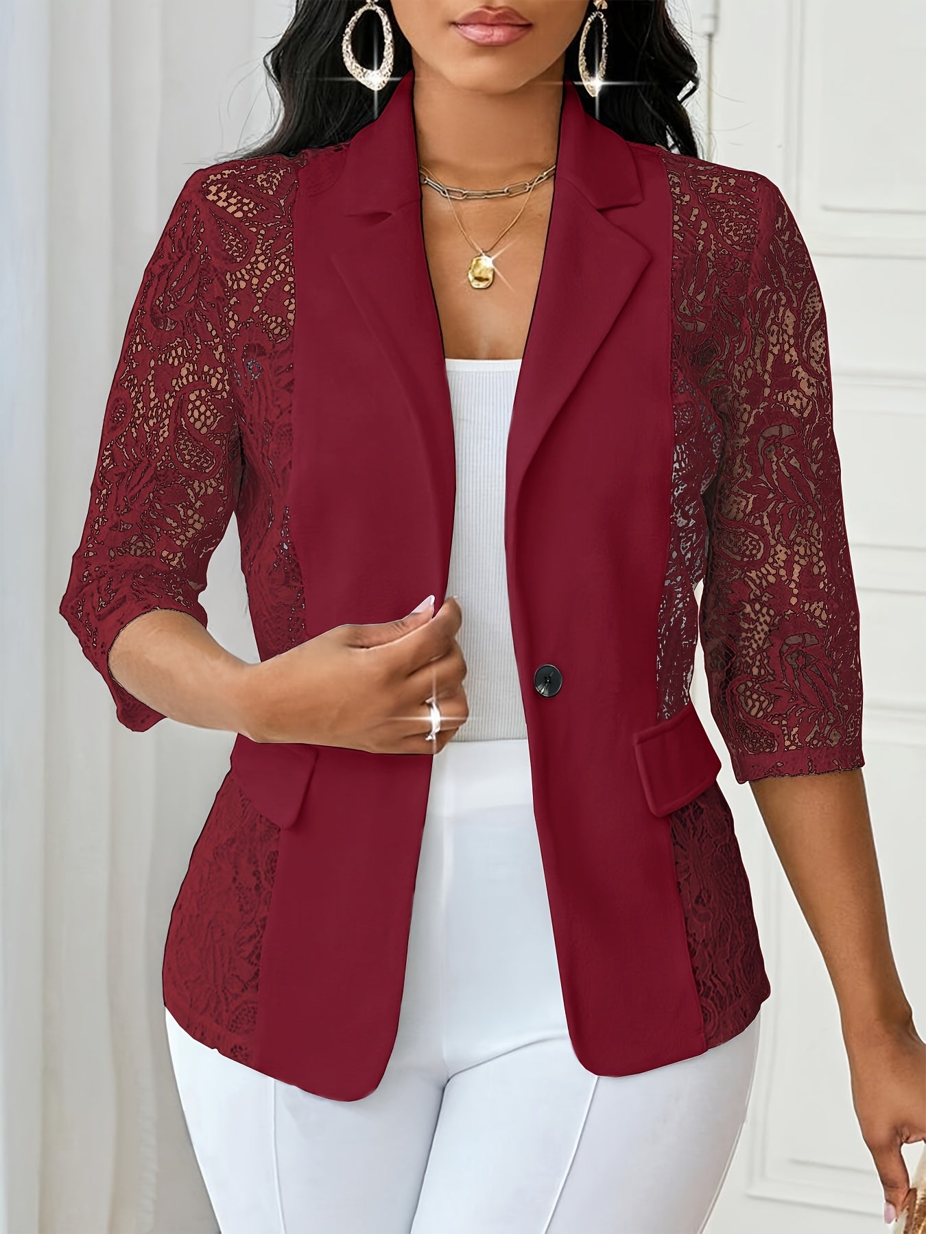 European And American Elegant Spring And Autumn Style, Lapel Button Front Opening with Decorative Pocket Flaps, 7-Point Sleeve Patchwork Lace Women'S Blazer.