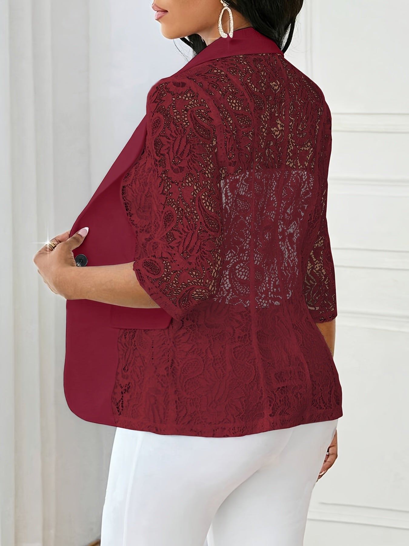 European And American Elegant Spring And Autumn Style, Lapel Button Front Opening with Decorative Pocket Flaps, 7-Point Sleeve Patchwork Lace Women'S Blazer.