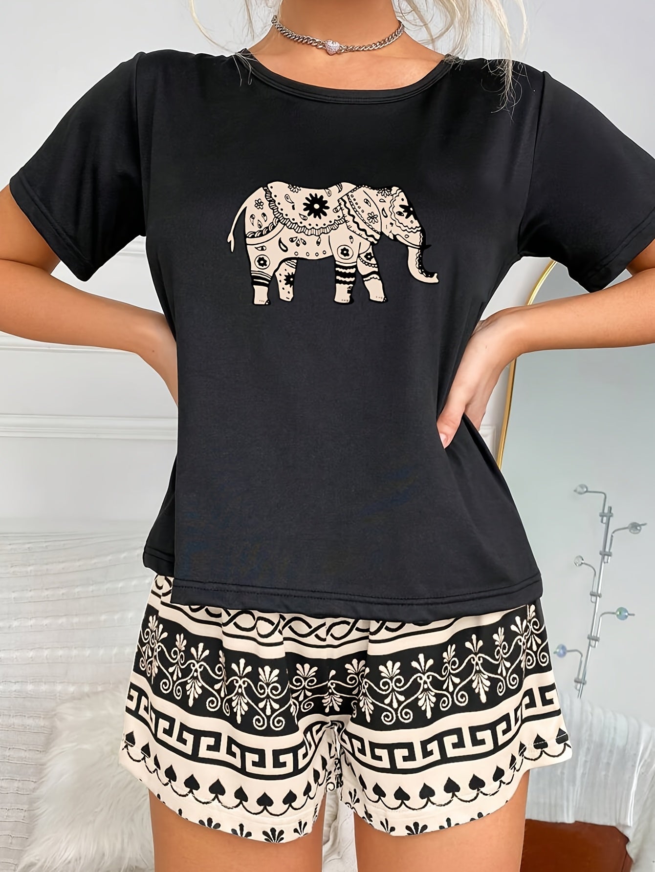 Simple Casual Elephant Pattern Women's Pajama Set