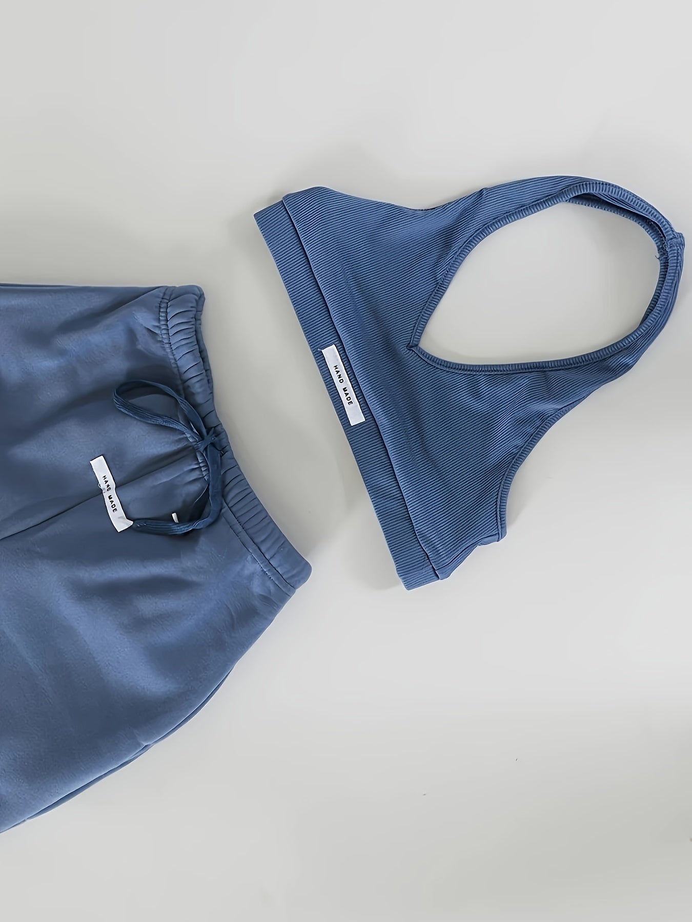 Chic Women's Halter Neck Backless Crop Top & High-Waist Jogger Set - Stretchy Polyester/Spandex Blend, Machine Washable, Casual Solid Color, Perfect for Fall/Winter
