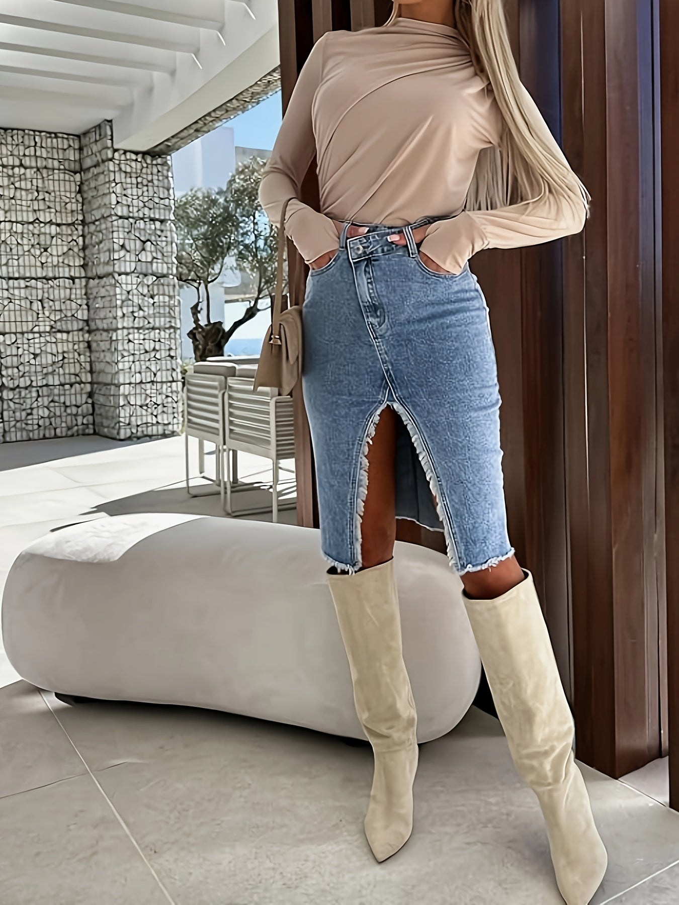Chic High-Waist Ripped Straight-Leg Denim Skirt for Women - Vintage-Inspired, Elegant & Trendy, Light Wash Blue, Asymmetrical Hem, Perfect for All Seasons Casual Wear - Classic American Country Style, Versatile Skirt | Vintag