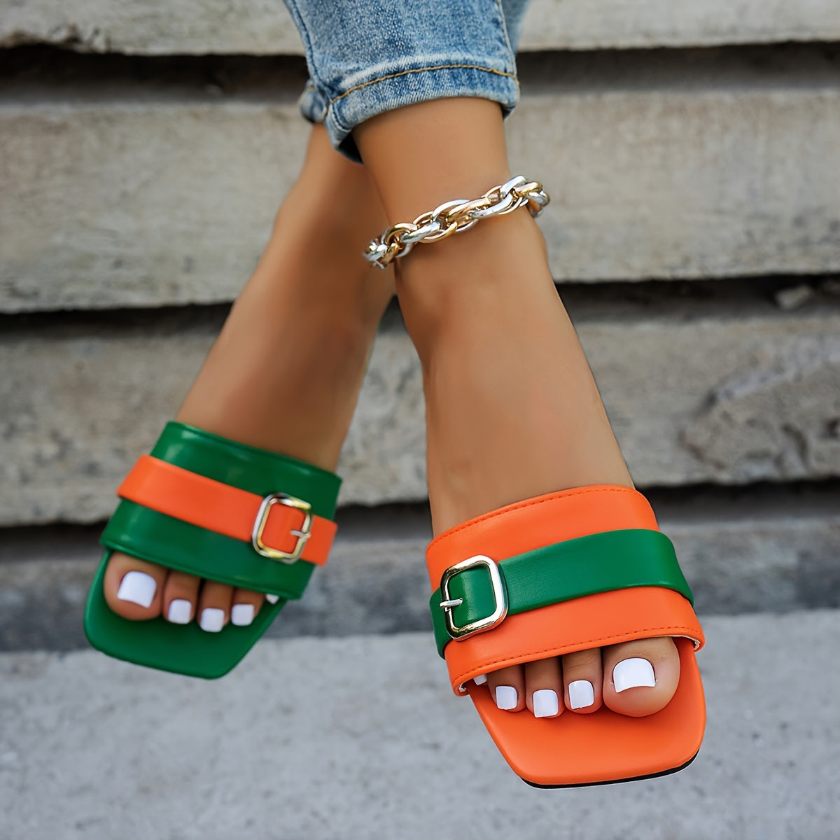1 Pair Women'S Fashion Slide Sandals - Solid Color Open Toe Flat Heel with Slip-On Closure, Casual Vacation Style, Rubber Sole, Man-Made Materials