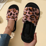 Leopard Print Fuzzy Flat Slippers, Open Toe Elastic Strap Slip On Shoes, Cozy & Warm Home Slipper Sandals - Plush Fleece & Rubber Sole - For Women & Men - Perfect for Relaxing at Home - Ideal Gift for Birthday & Holidays