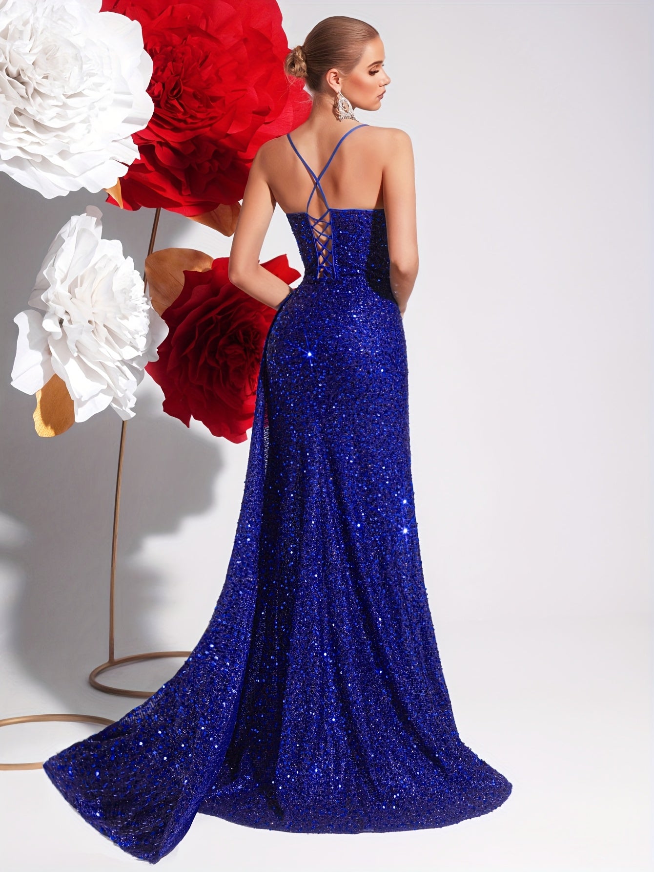 A High-Waisted Long Dress with Sequins, Beading, a V-Neck, Hollow Design, And Open Back, Perfect for Parties And Evening Events.