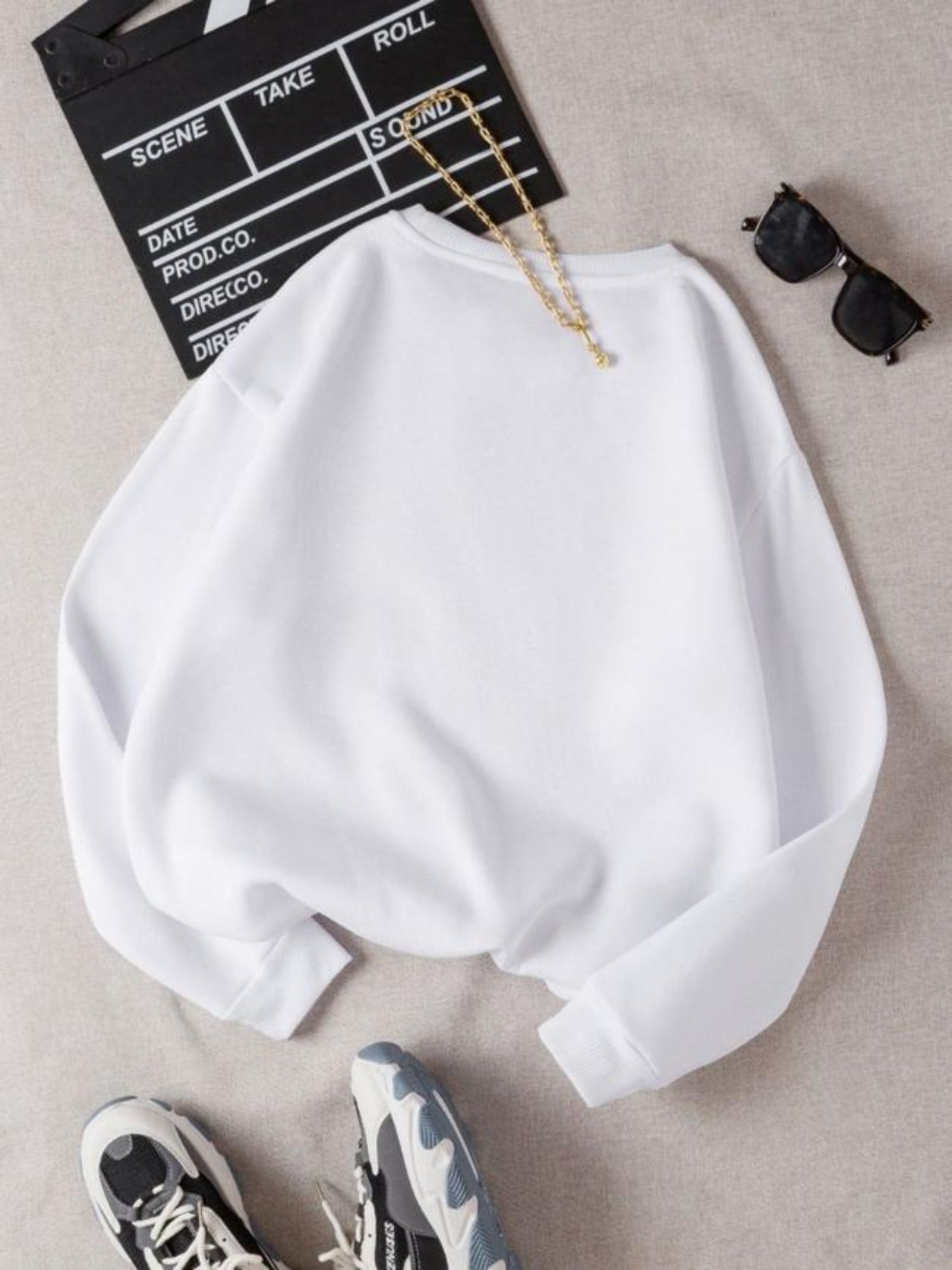 1pc Women'S Casual Crew Neck with Heart Print, Long Sleeve Pullover for Autumn/ Winter Knit White Sweatshirt
