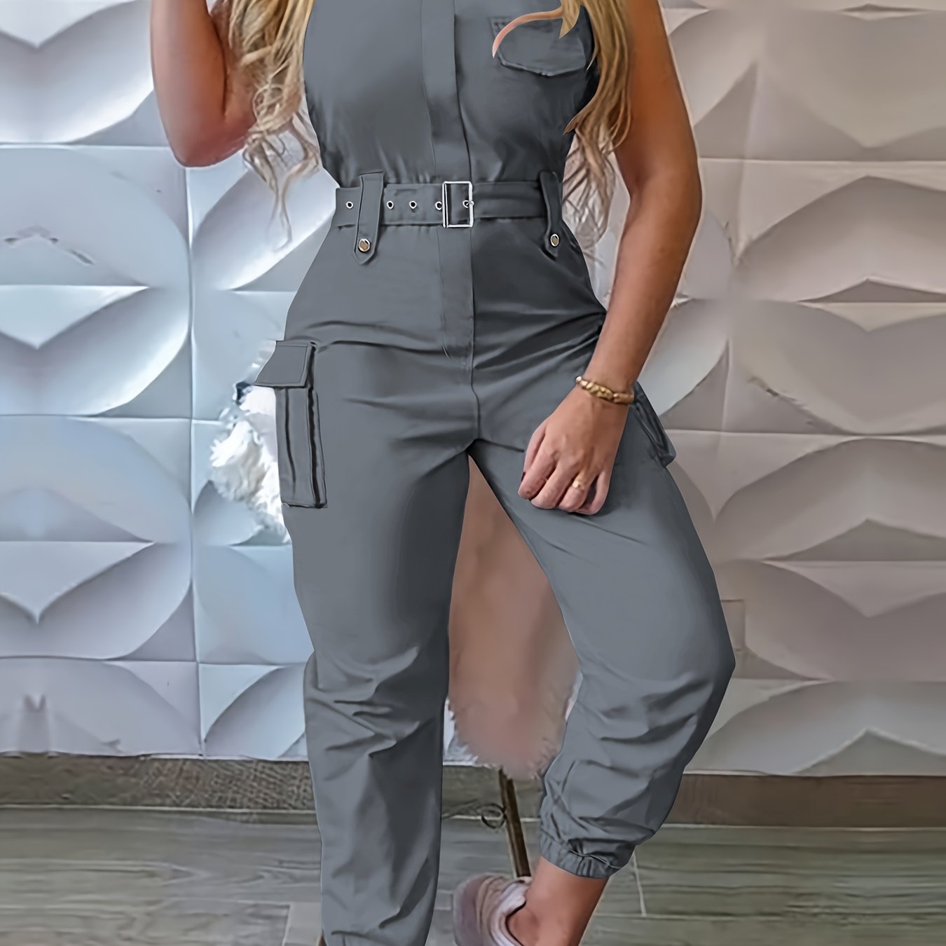 Solid Flap Pocket Cargo Jumpsuit with Belted Detail, Sleeveless Women's Casual Jumpsuit