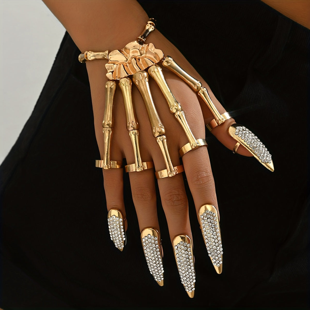 Vintage Punk Skeleton Hand Ring Set with Rhinestone-Studded Talon Nail Covers, Zinc Alloy Plated, Adjustable Halloween Jewelry, Gift & Party Accessory, Fits All Seasons