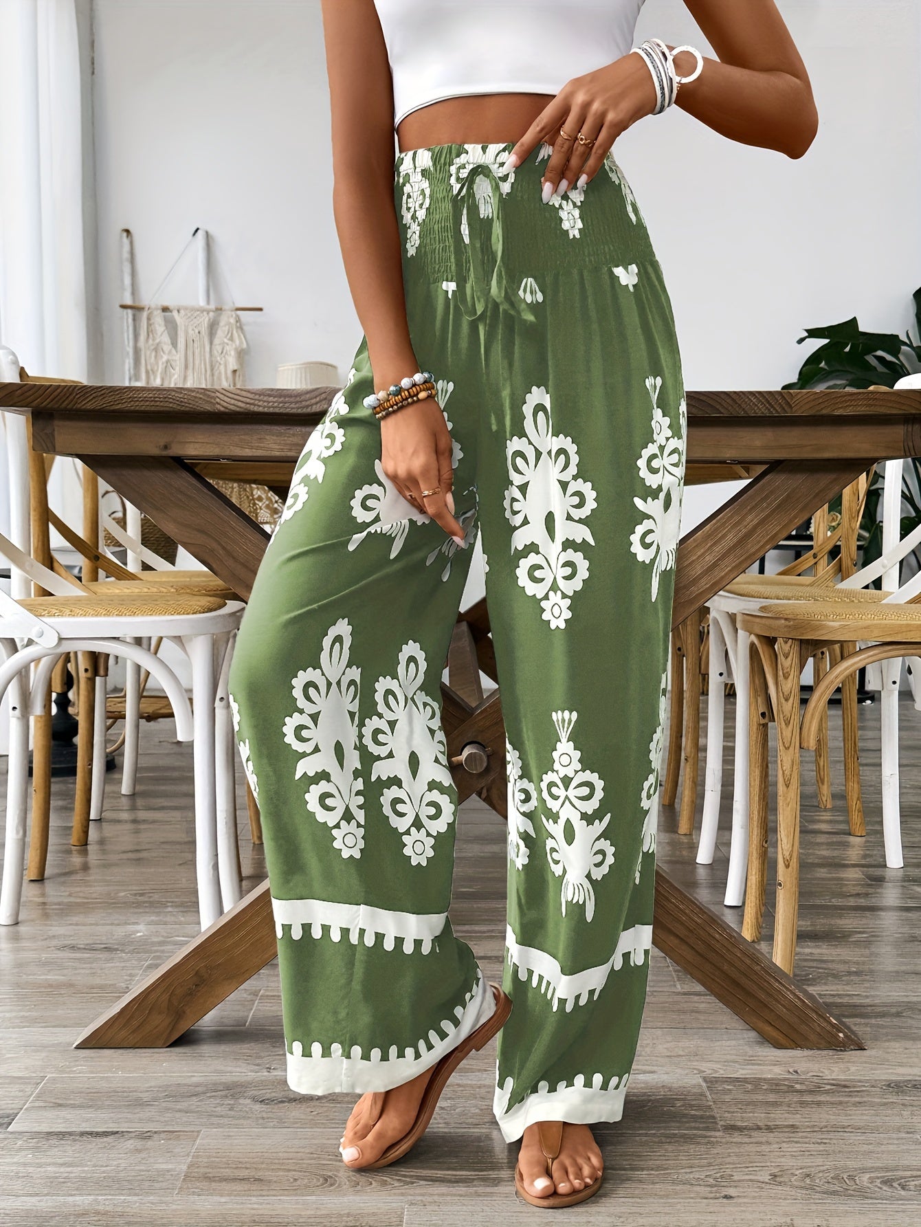 Women's Navy & White Floral Print Wide-Leg Pants with Elastic Waist Drawstring & Smocking Detail - Machine Washable All-Season Elegant Casual Trousers for Women, Comfortable Fashion, Smooth Texture Fabric