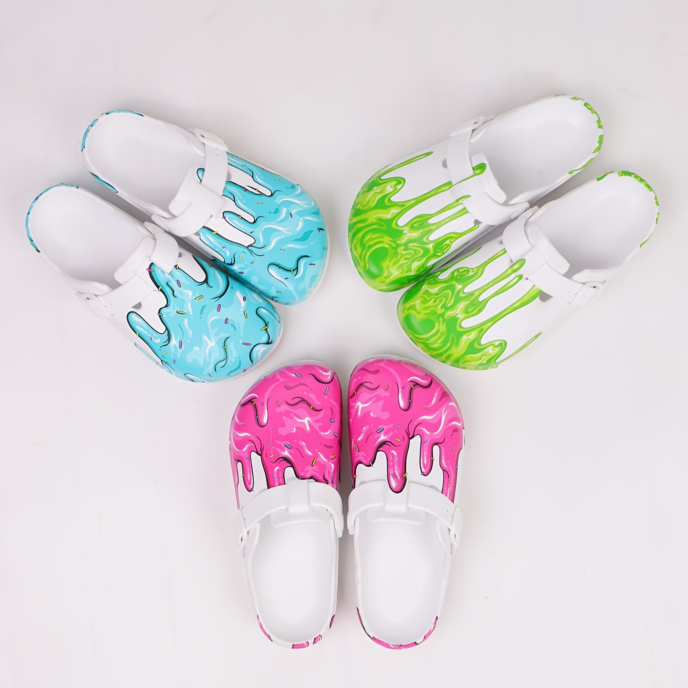 Women's Trendy Tie-Dye & Graffiti Print Clogs - Breathable, Non-Slip EVA Summer Sandals for Beach & Garden