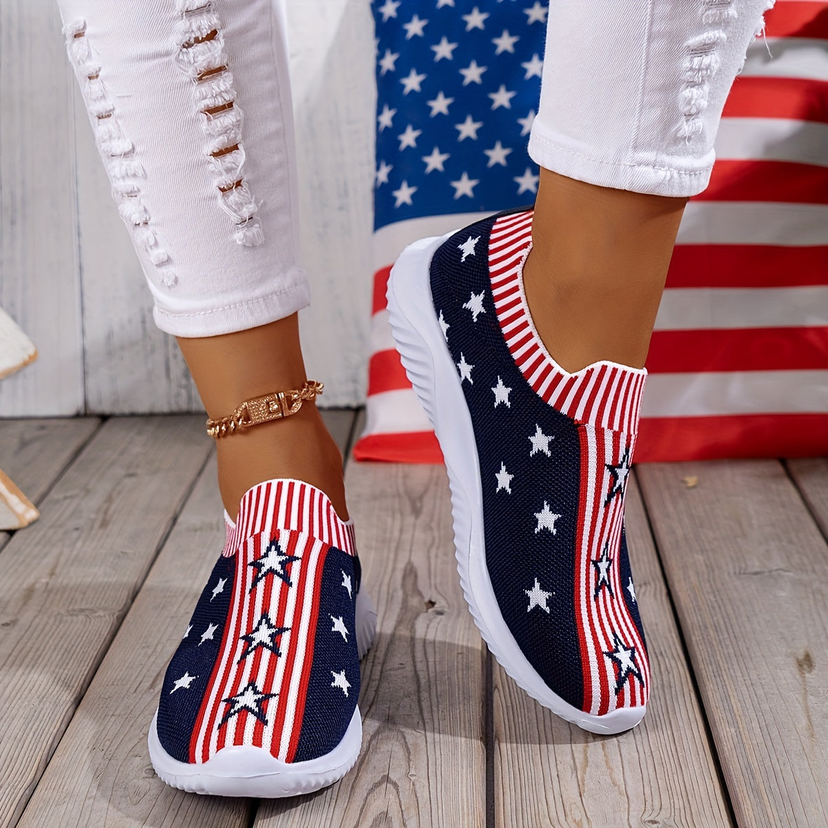 Star & Stripe Breathable Walking Sneakers - Women's All-Season Fashion Shoes, Soft Sole & Lightweight for Independence Day
