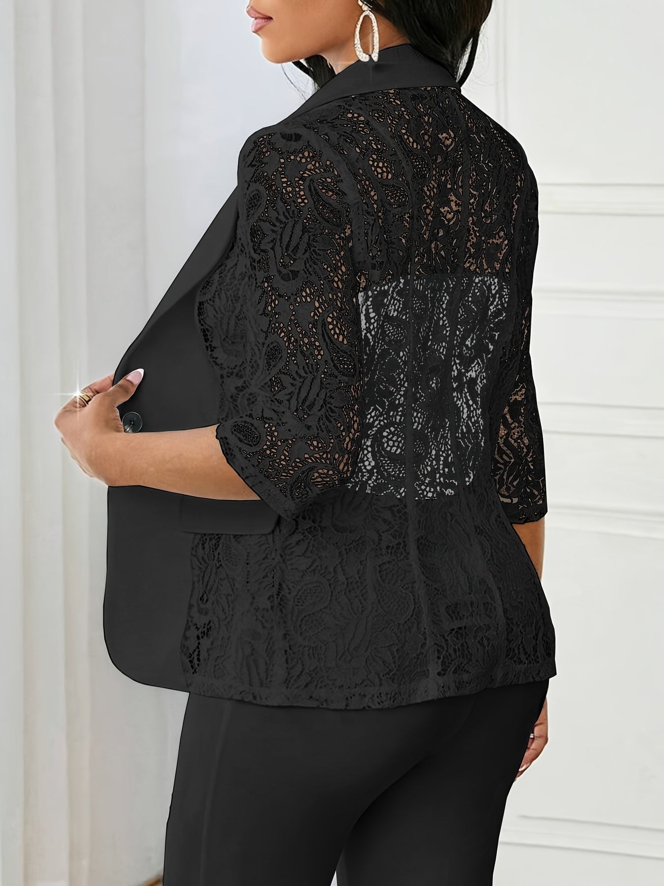 European And American Elegant Spring And Autumn Style, Lapel Button Front Opening with Decorative Pocket Flaps, 7-Point Sleeve Patchwork Lace Women'S Blazer.