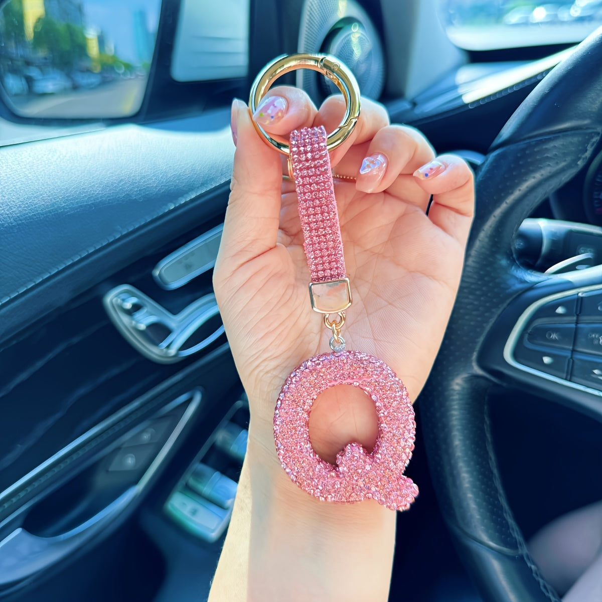 Personalized Rhinestone Initial Keychain – Shiny Pink Alphabet A–Z Charm Pendant for Women – Decorative Alloy Key Ring with Buckle – Birthday & Festival Gift