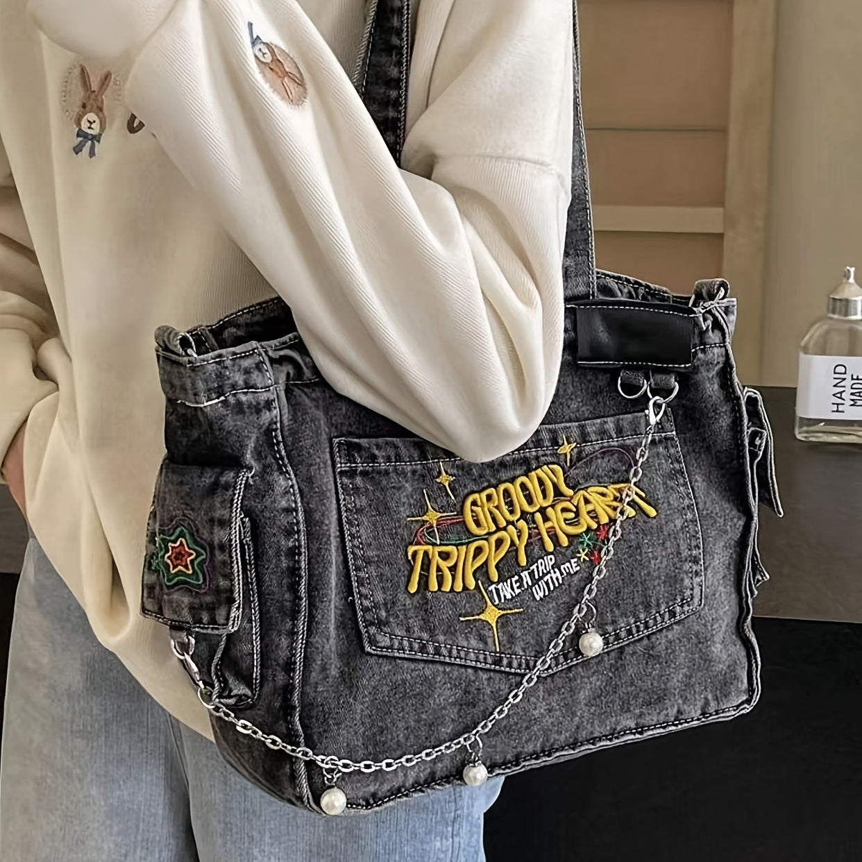 Vintage-Inspired Embroidered Lettering Denim Tote Bag with Metal Chain and Pearl Accents, Casual Street Style Crossbody Shoulder Bag with Zipper Closure for Travel, Small Crossbody Bag