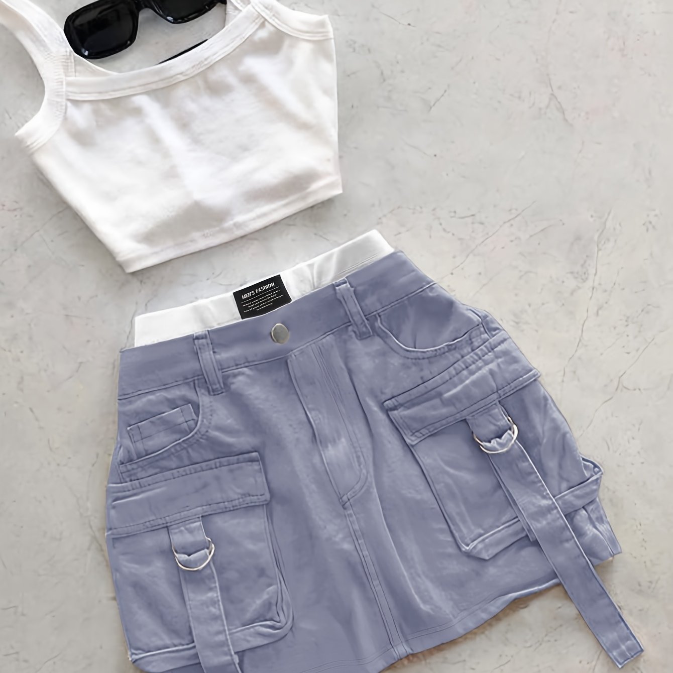 Women's High-Waisted Casual Shorts with Contrast Waistband & Multiple Pockets - Solid Black Non-Stretch Fabric, Machine Washable All-Season Versatile Style, Functional Clothing, Durable Summer Wear