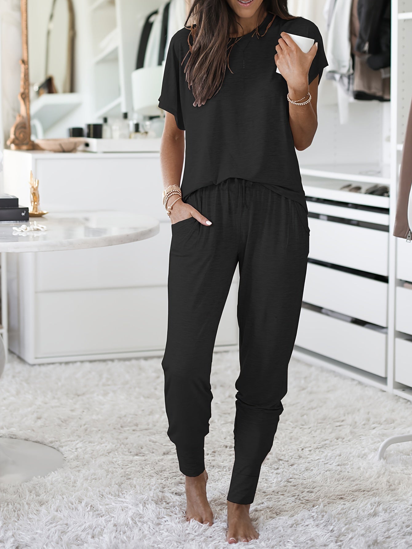 Women's Casual Solid Lounge Set: Short Sleeve Crew Neck Top & Joggers with Pockets