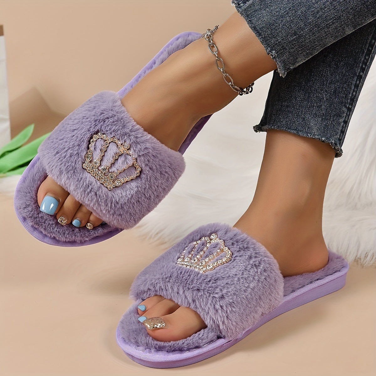 Glitzy Rhinestone Crown Fuzzy Slippers - Ultra-Soft Open Toe Plush Shoes - Luxurious Cloud Sole, Year-Round Warmth for Cozy Home Leisure