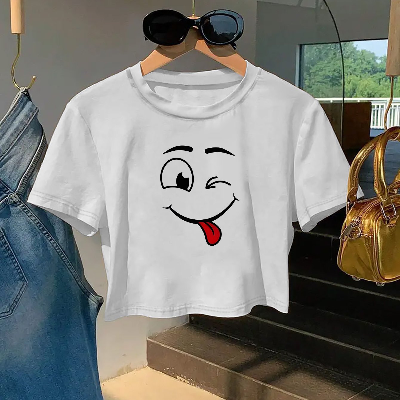 Women's Y2K Style Cropped T-Shirt - Light Pink joyful Face Graphic, Soft & Comfortable Fabric, Machine Washable, Spring/Summer Casual Top, Ladies T Shirts