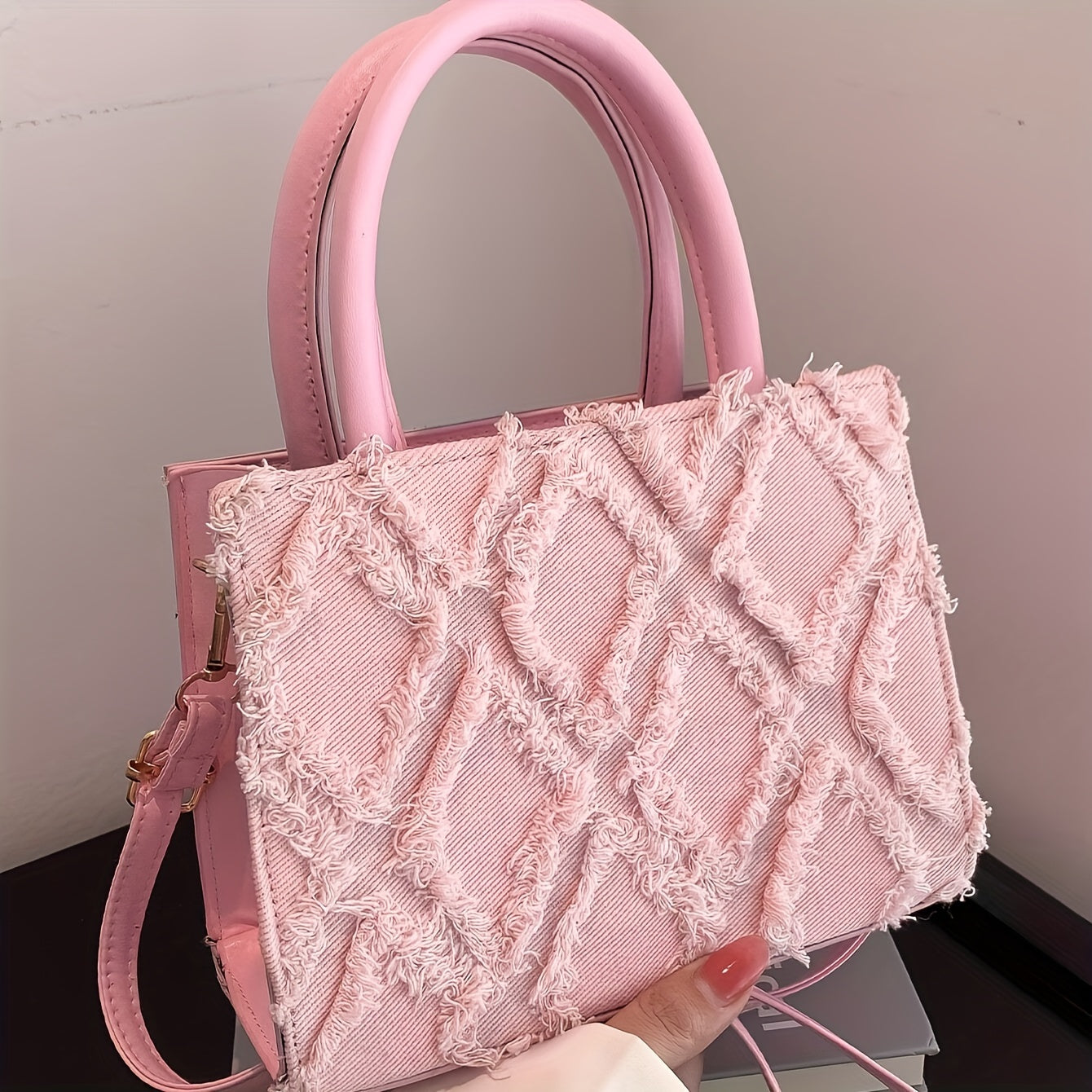 Stylish Pink Women’s Handbag with Diamond Lace Pattern – Versatile Crossbody & Shoulder Bag, Multiple Pockets, Polyester Lining, Perfect for Everyday Use