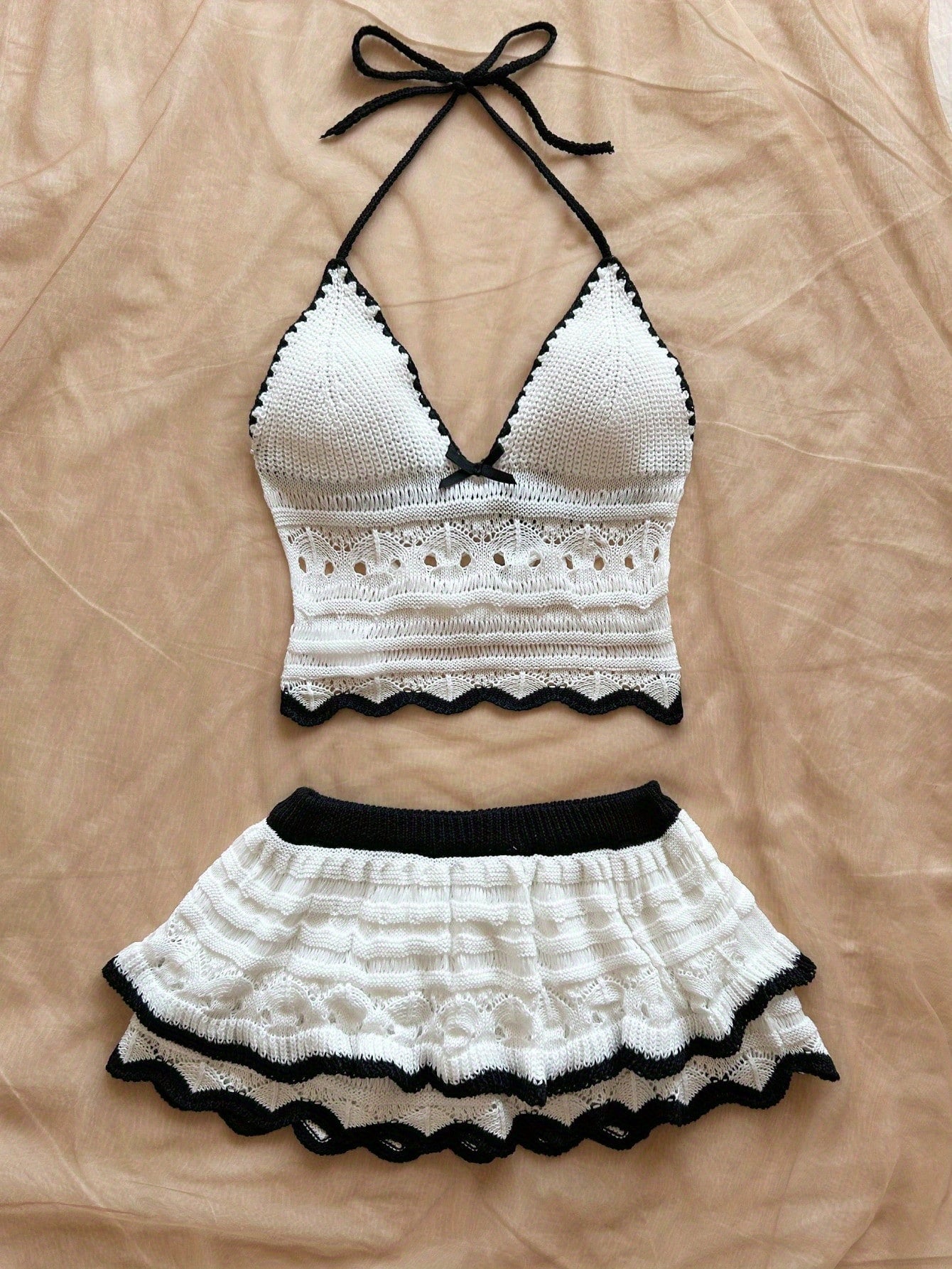 Chic Two-Piece Swimsuit Set - Black & White Crochet Design with Bow Detail, Perfect for Beach & Pool, Casual Beachwear|Playful Design|Stretchy Fabric