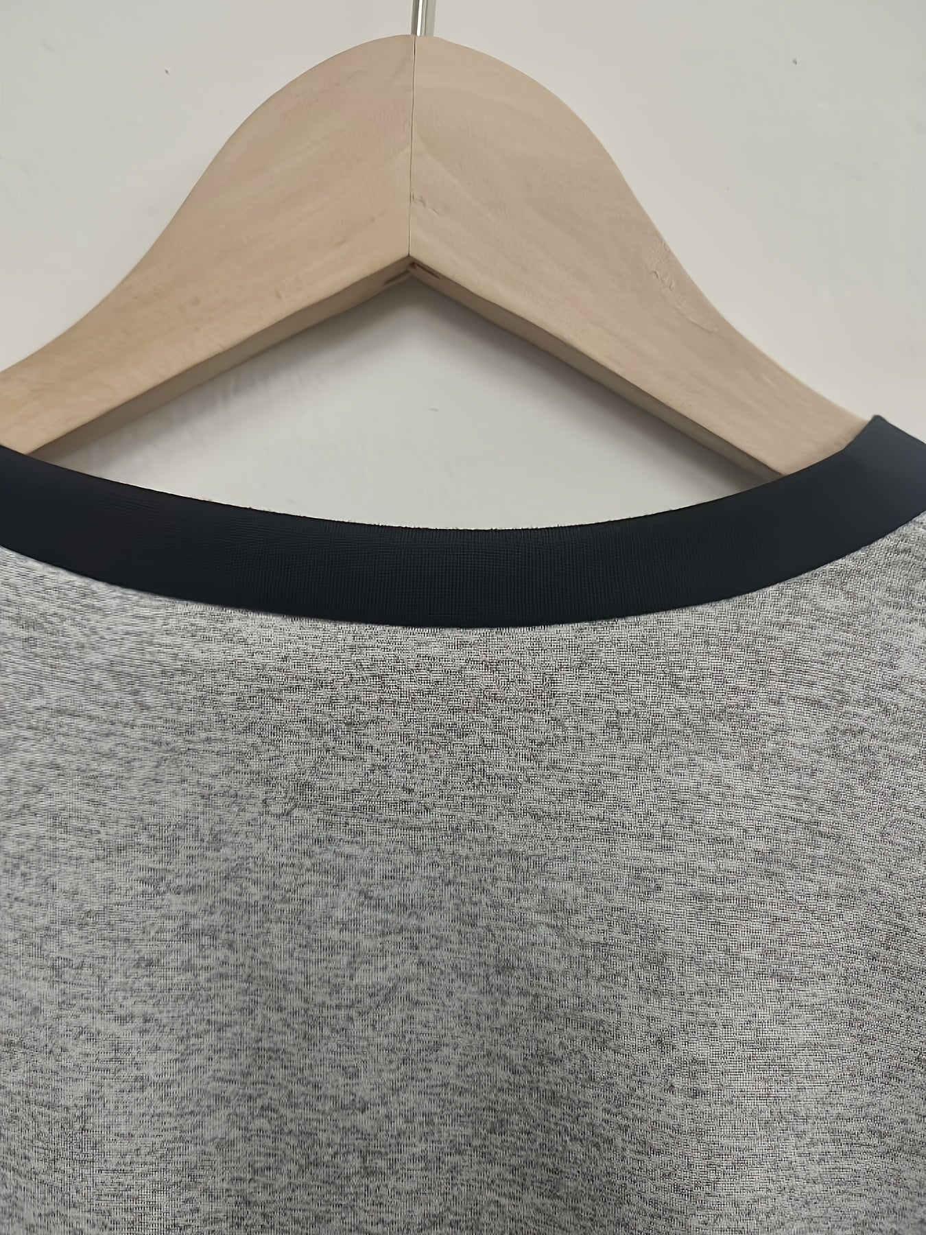 Women'S Casual Black T-Shirt with "98" Print - Short Sleeve, Round Neck, Soft & Stretchy Fabric, Perfect for Spring/Summer/Fall, Casual Attire|Bold Number Print|Medium Stretch Fabric, Ladies T Shirts