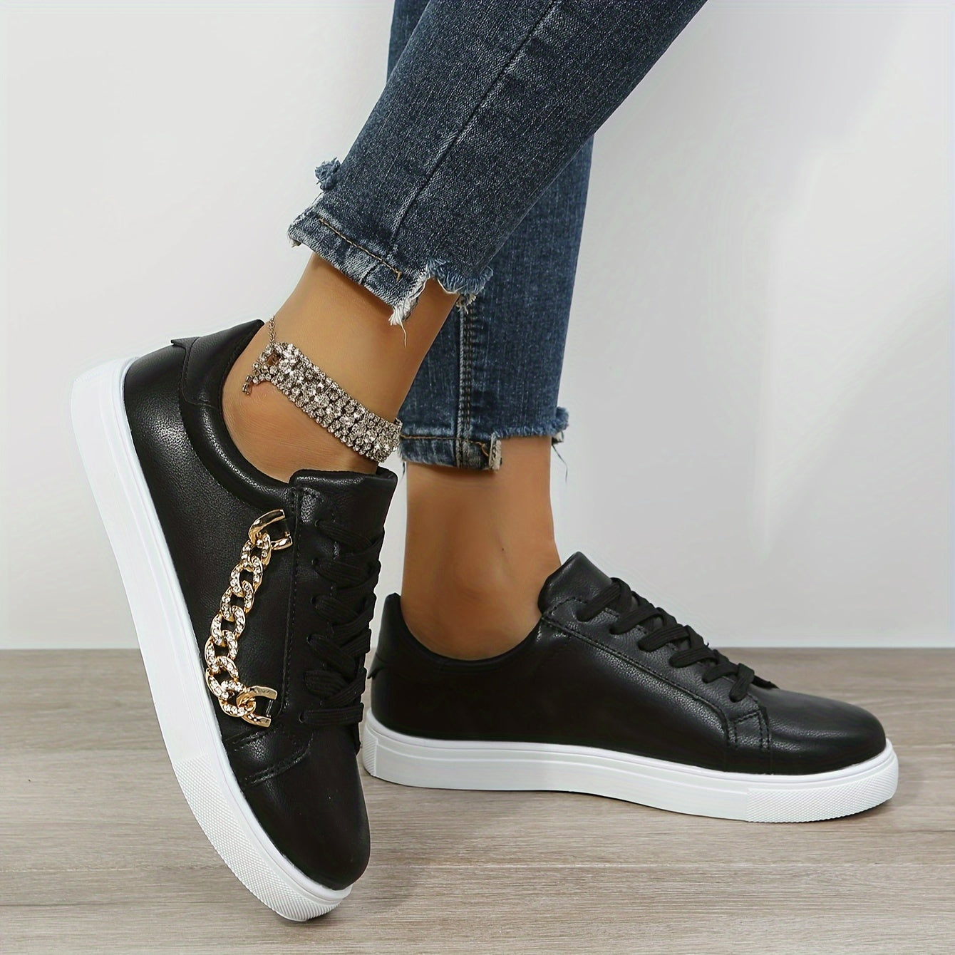 Women's Stylish White Low-Top Sneakers with Golden Chain Detail - Casual Lace-Up Shoes, Upper, Mesh Lining, TPR Sole, Versatile for All Seasons