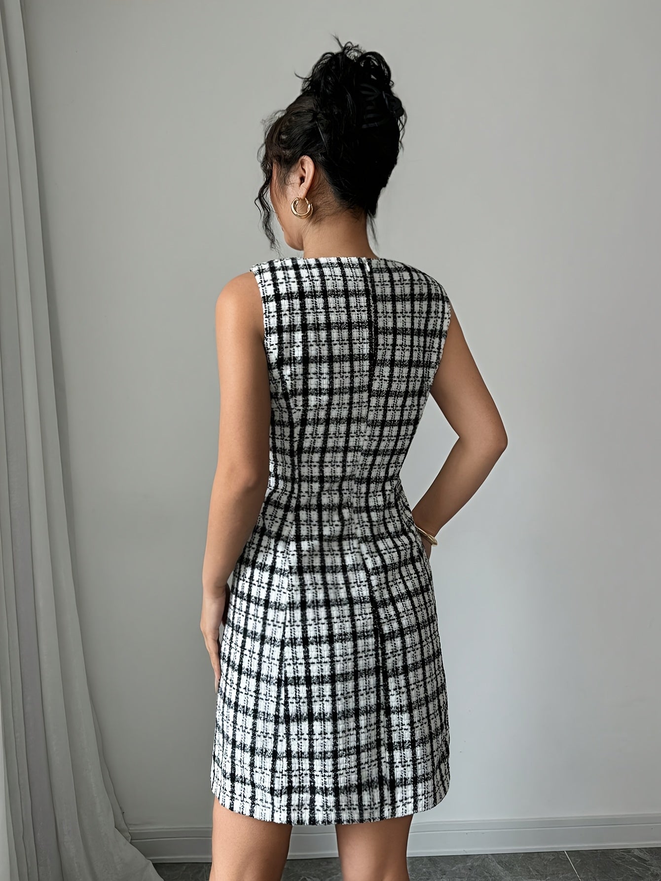 Elegant Black & White Plaid Sleeveless Dress with Bow Detail - High-Waisted A-Line Mini Skirt, Machine Washable Polyester, Women’s Fashion, Stylish Daywear | Aline Dress | Polyester Fabric, Cute Dresses