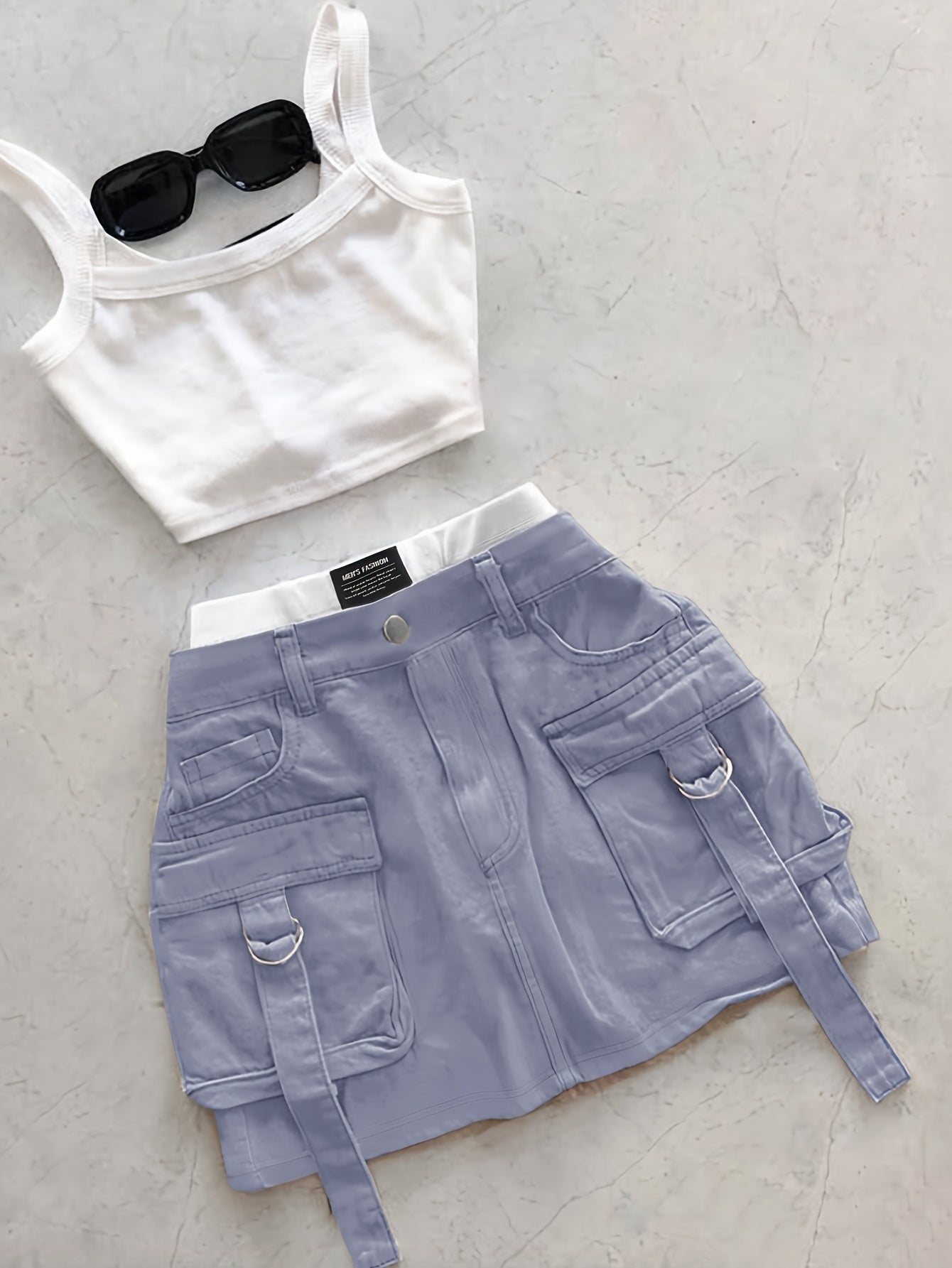 Women's High-Waisted Casual Shorts with Contrast Waistband & Multiple Pockets - Solid Black Non-Stretch Fabric, Machine Washable All-Season Versatile Style, Functional Clothing, Durable Summer Wear