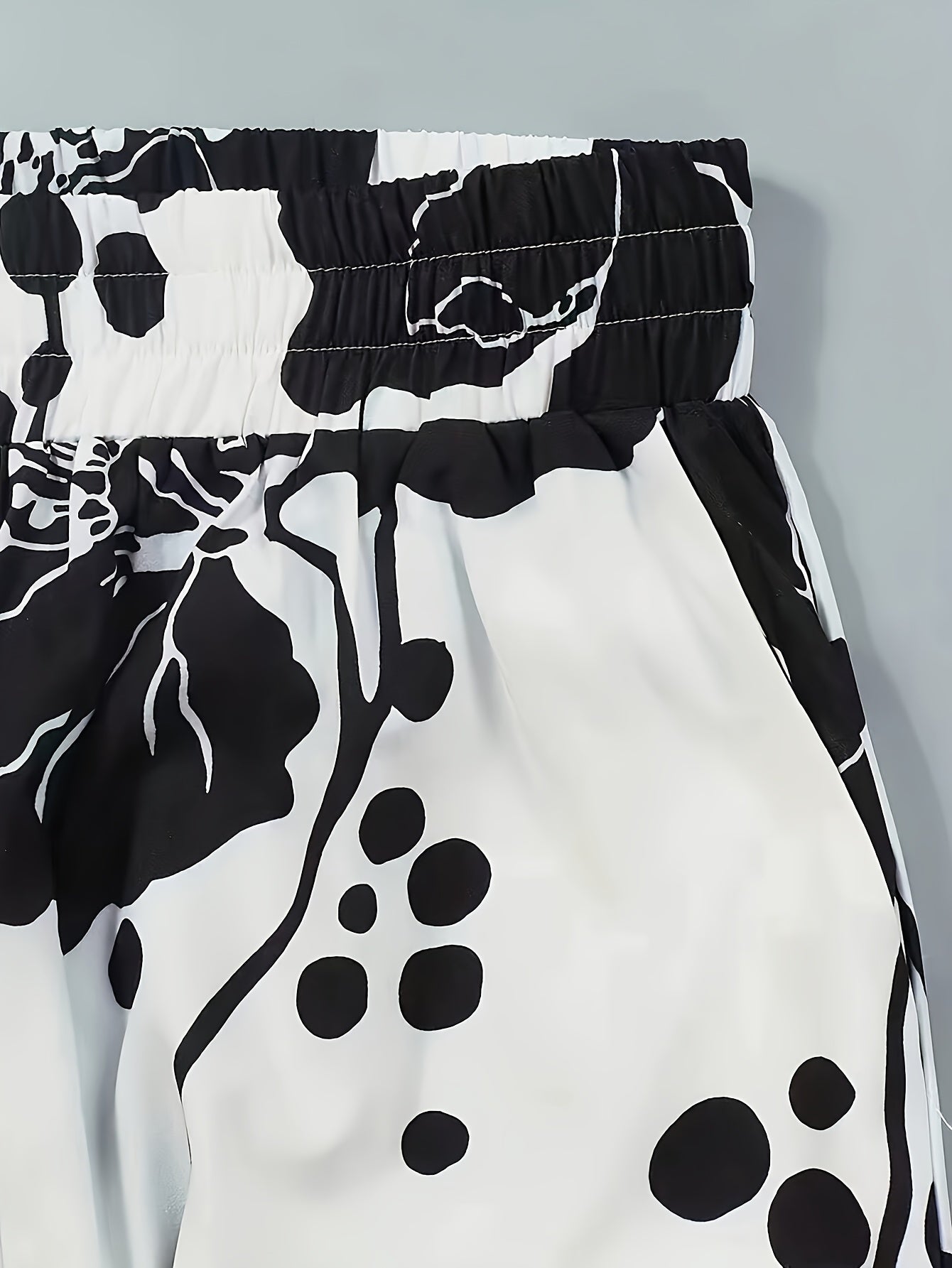Women's Elegant Floral Print Wide-Leg Pants - High Waist, Black & White Flower Design, Soft Polyester Blend, Machine Washable, Perfect for Spring & Fall