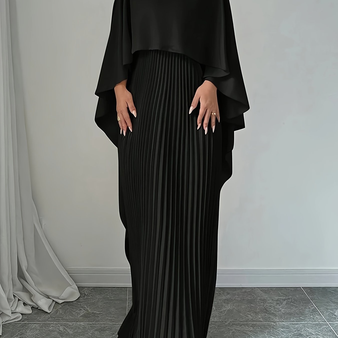 Flowing Long Skirt Elegant Solid Color Pleated Dress with Faux Two-Piece Design, Suitable for Banquets