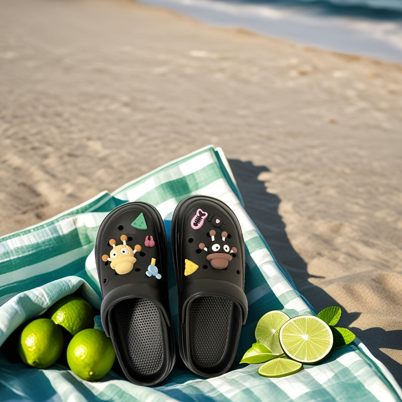 Fashionable Couple Men'S And Women'S Cute Hole Shoes with Cute Briquette Pendants, Elegant Black EVA Mules And Clogs for All-Season Outdoor And Casual Wear, Beach Shoes