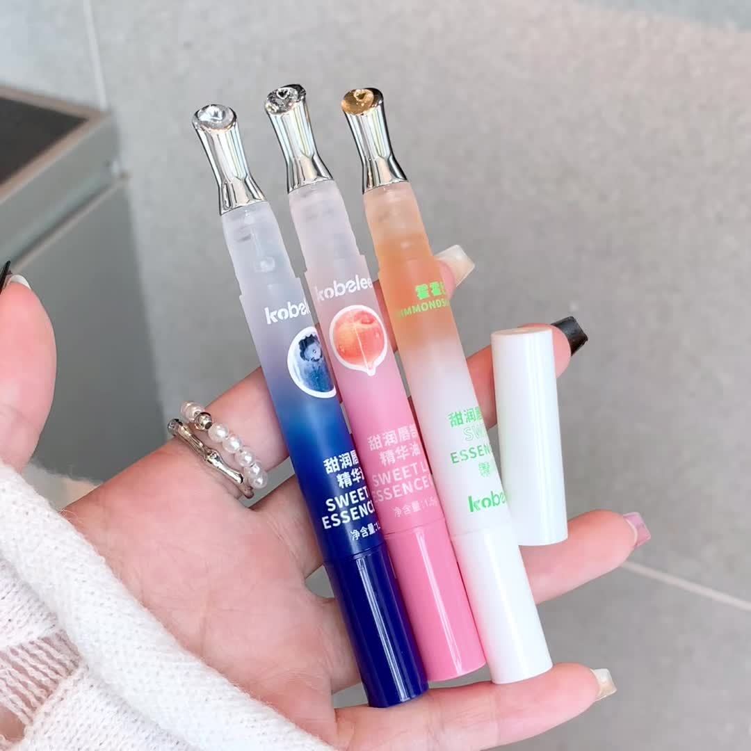 Hydrating Berry-Infused Lip Gloss – Moisturizing & Long-Lasting Lip Oil with Glossy Finish, Nourishing Formula for All Skin Types | Valentine's Day Gift for Her
