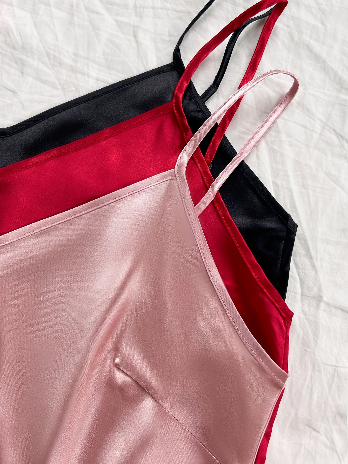 6pcs Set of Stylish And Sexy V-Neck Camisole And Ruffled Shorts Made of Faux Silky, Perfect for Casual And Comfortable Wear in All Seasons.
