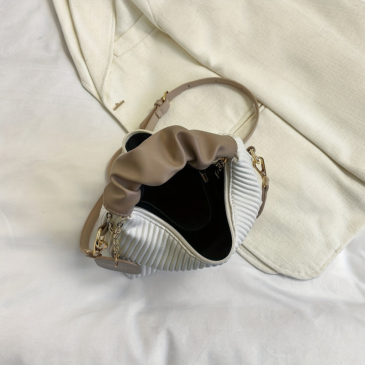 Luxurious Pleated Clutch Evening Bag - Elegant PU Leather Purse with Versatile Shoulder Strap, Detachable Chain, and Magnetic Closure for Party, Wedding, and Formal Occasions - Perfect Accessory for Women's Fashion